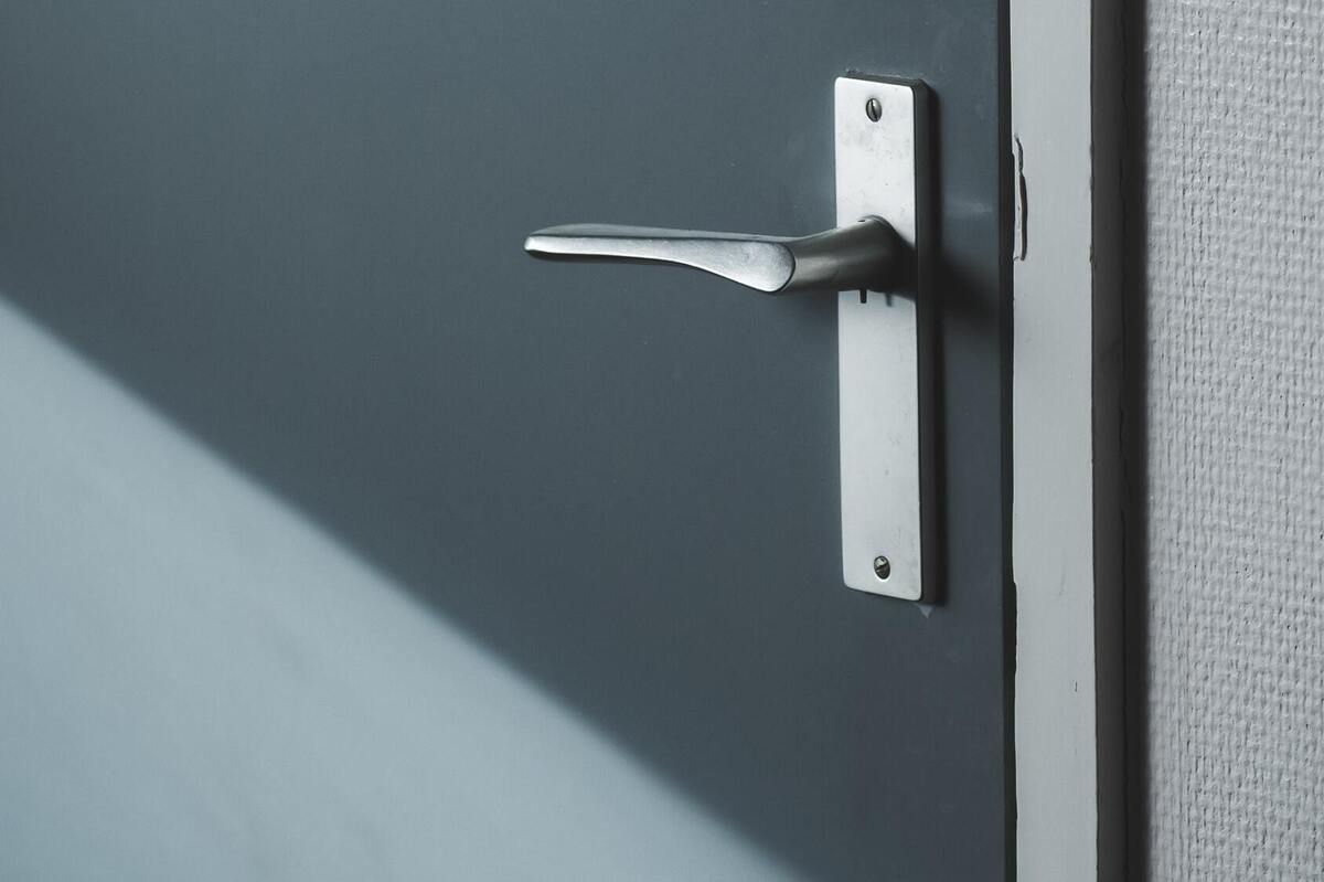 Drzwi techniczne - gdzie znajdą zastosowanie?
