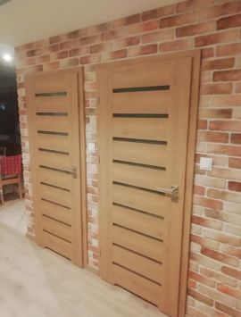 drzwi-do-mieszkania-drewno